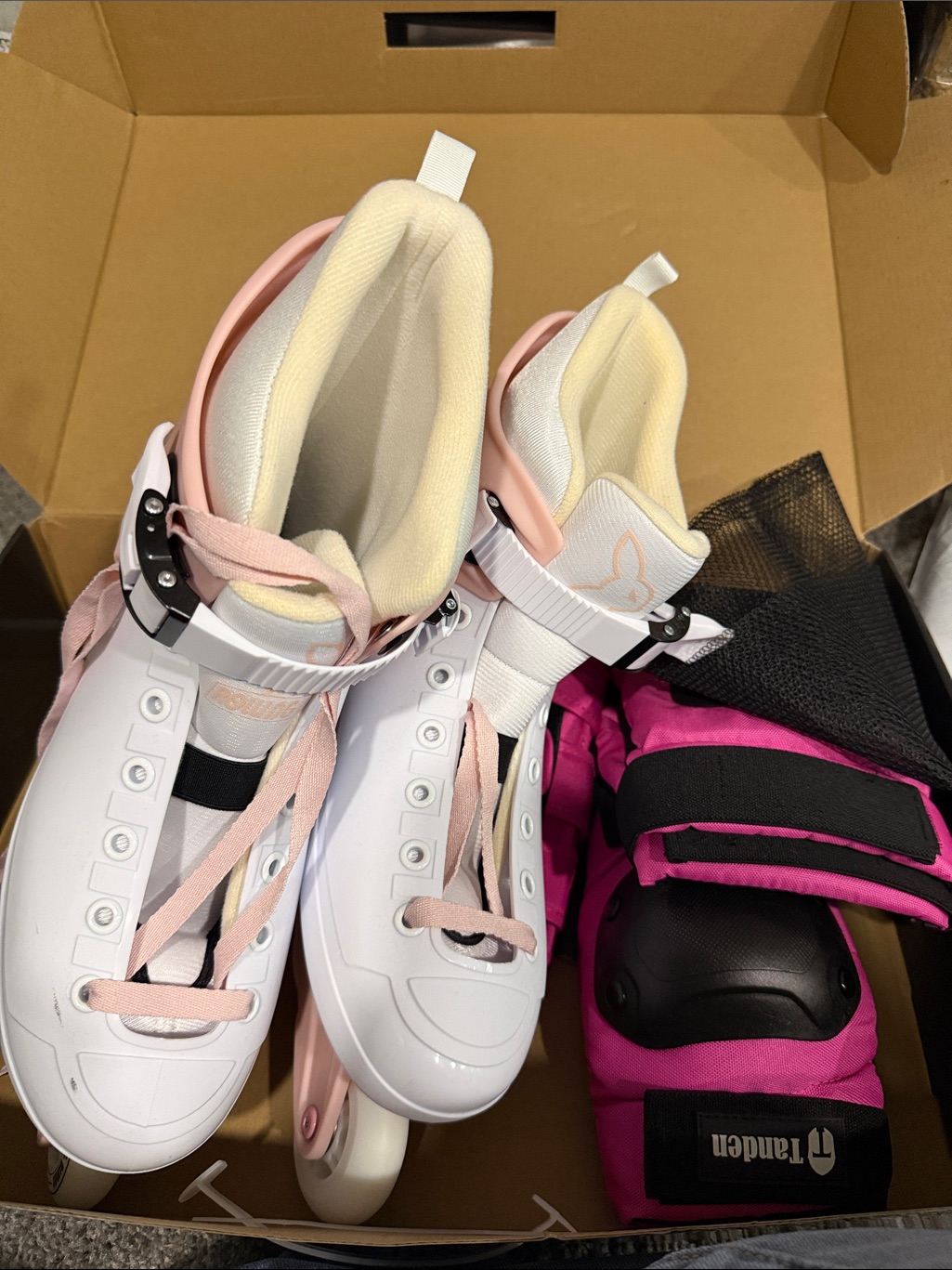Women’s White And Pink Inline Skates
